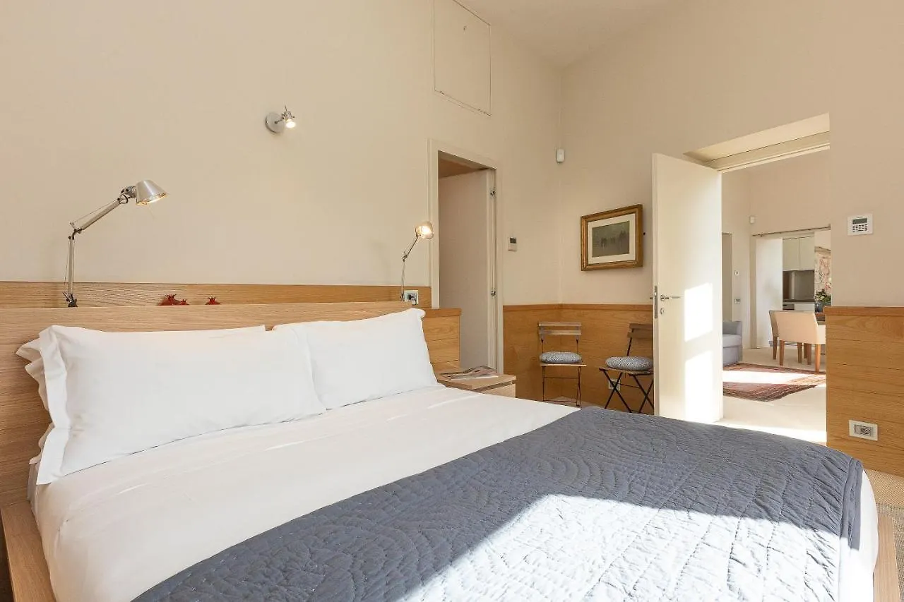 Amazing Via Nazionale 2 Apartment Rome