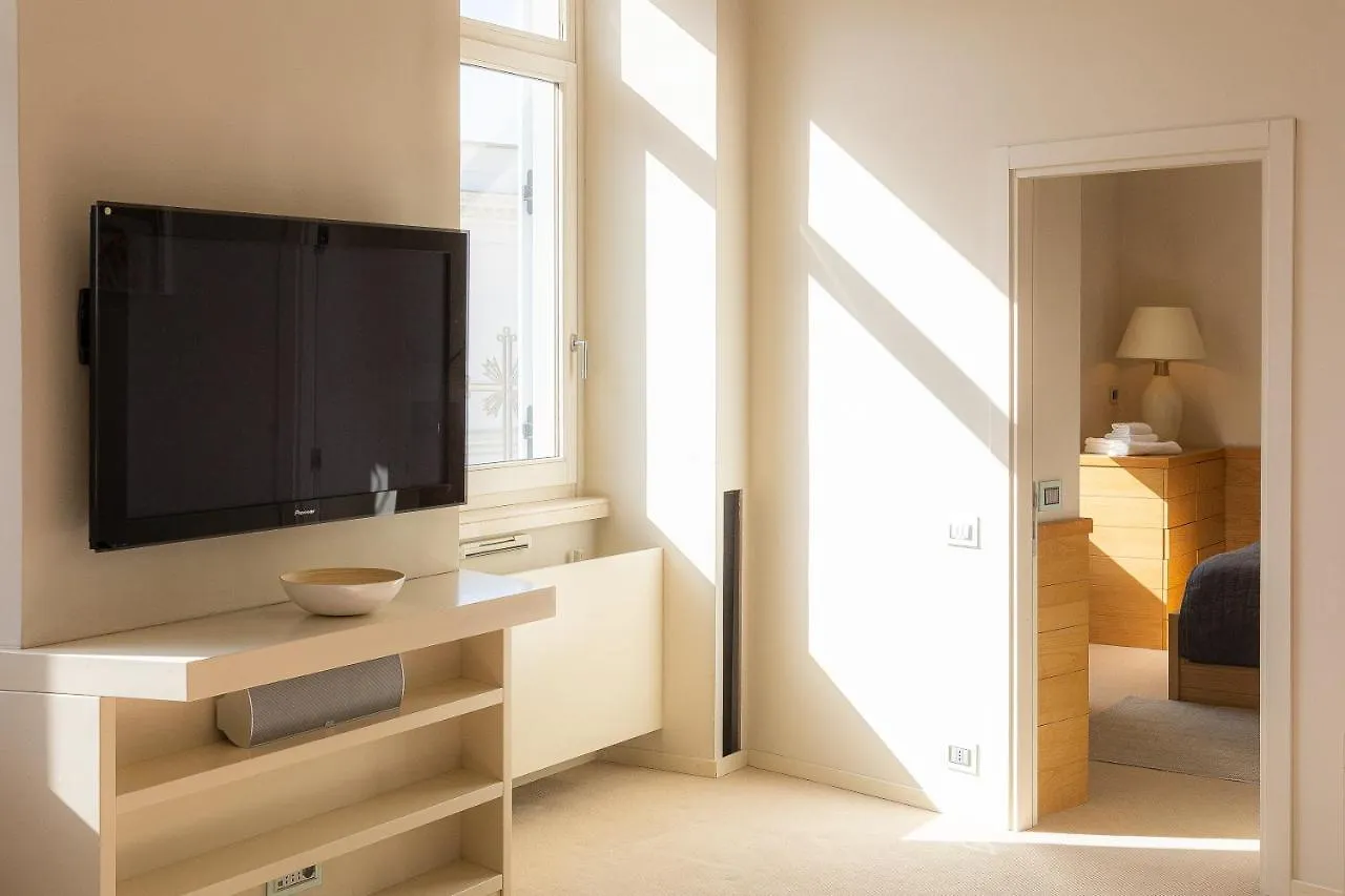 Amazing Via Nazionale 2 Apartment Rome Italy