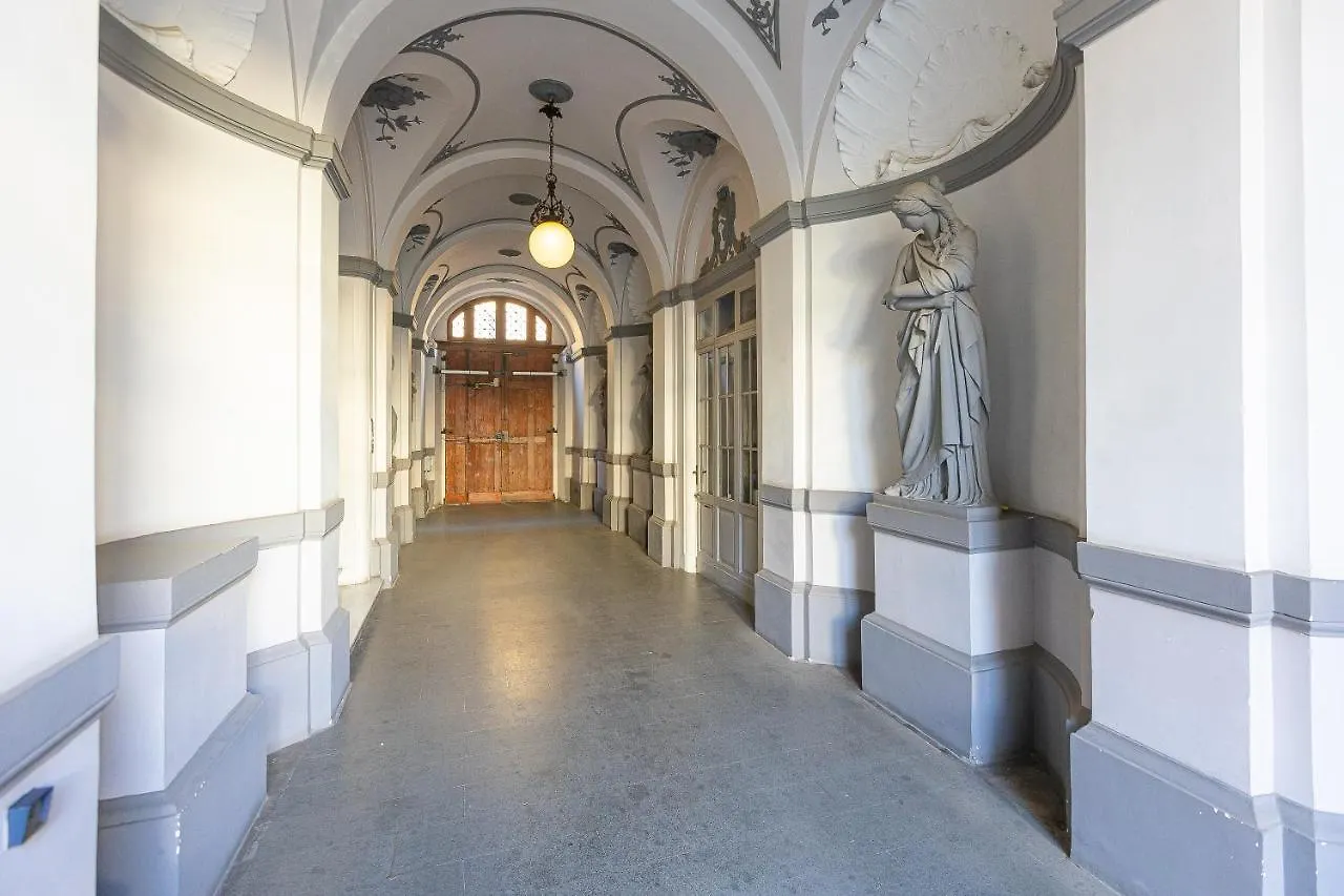 Amazing Via Nazionale 2 Apartment Rome